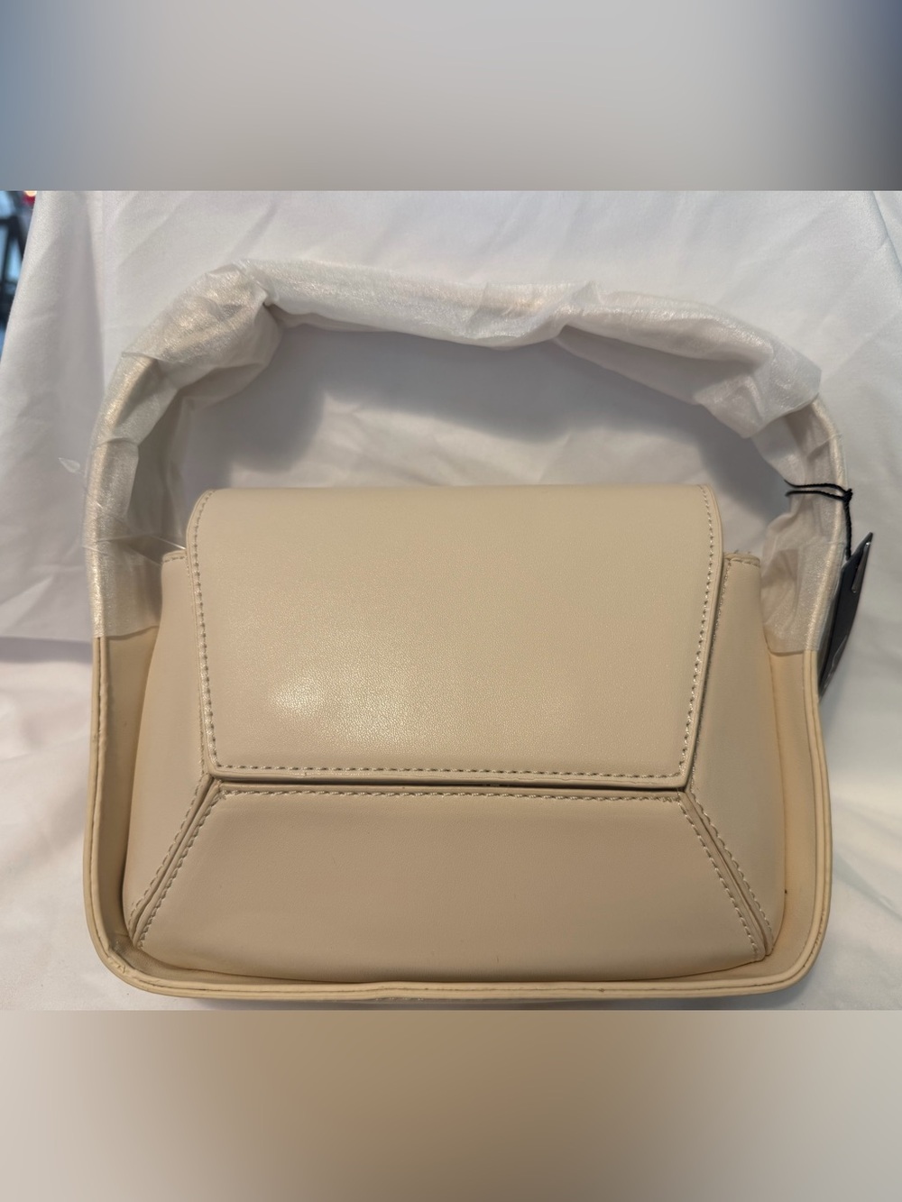 Lulu's Cream Leather Crossbody - Structured Minimalist Design